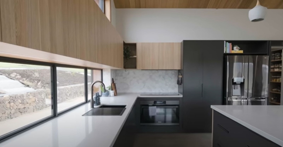 4 Bedroom Property for Sale in Whale Rock Western Cape